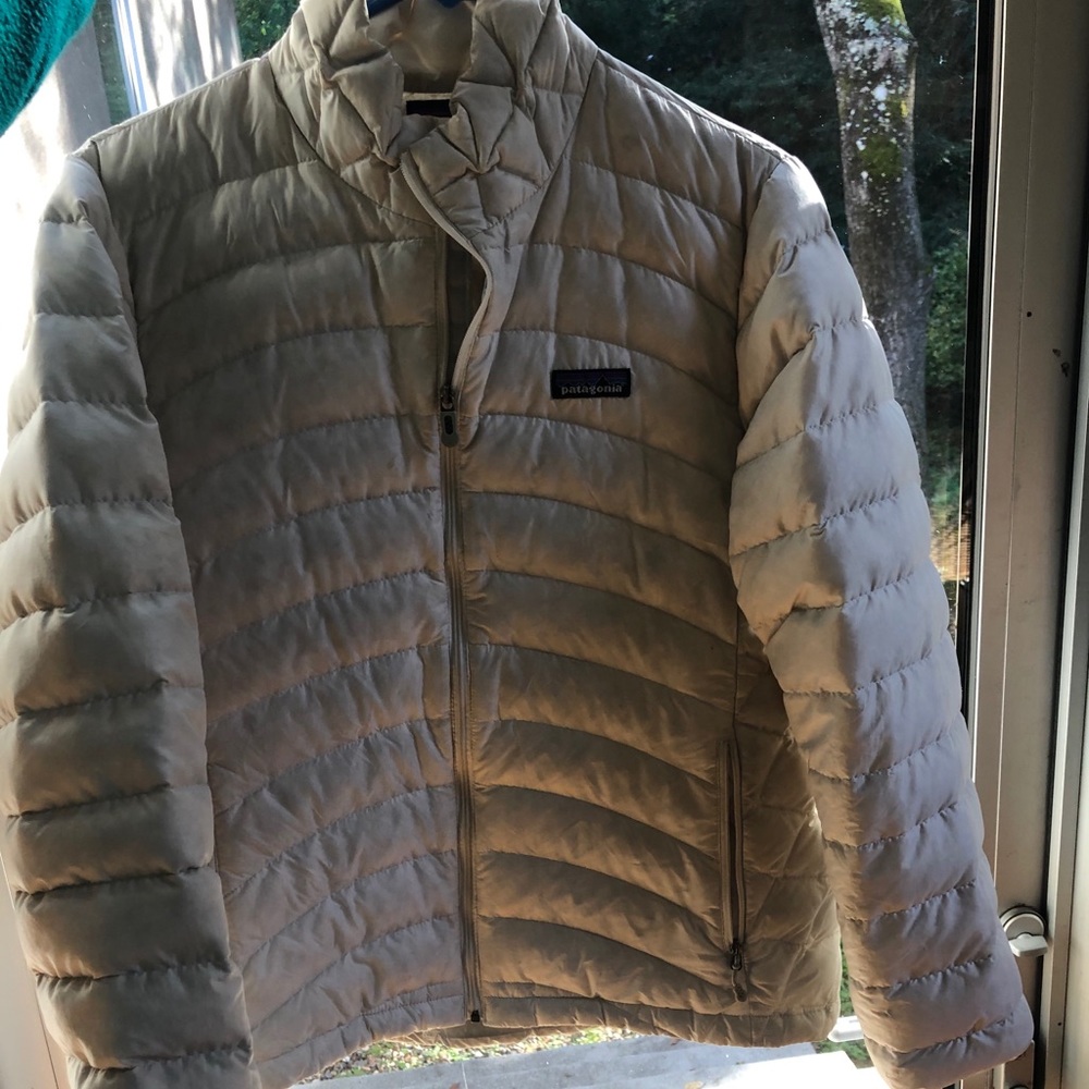 White Patagonia Puffer